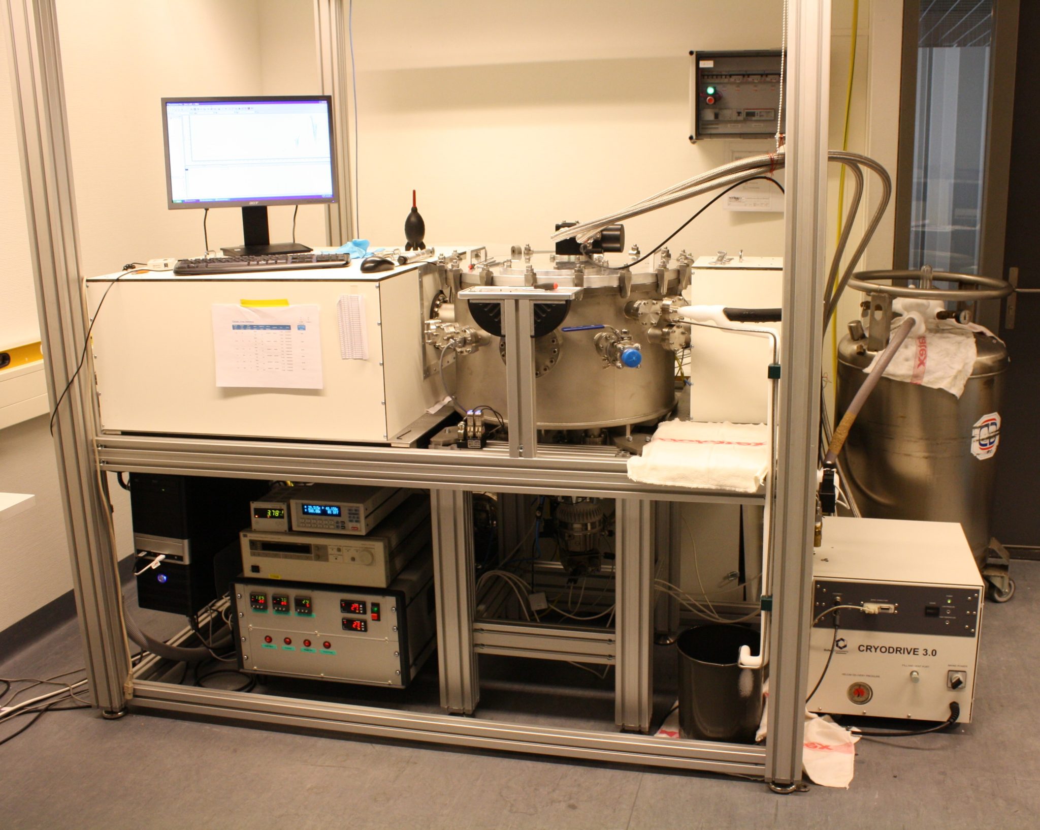 Optical Measurements at cryogenic temperatures OMT Solutions